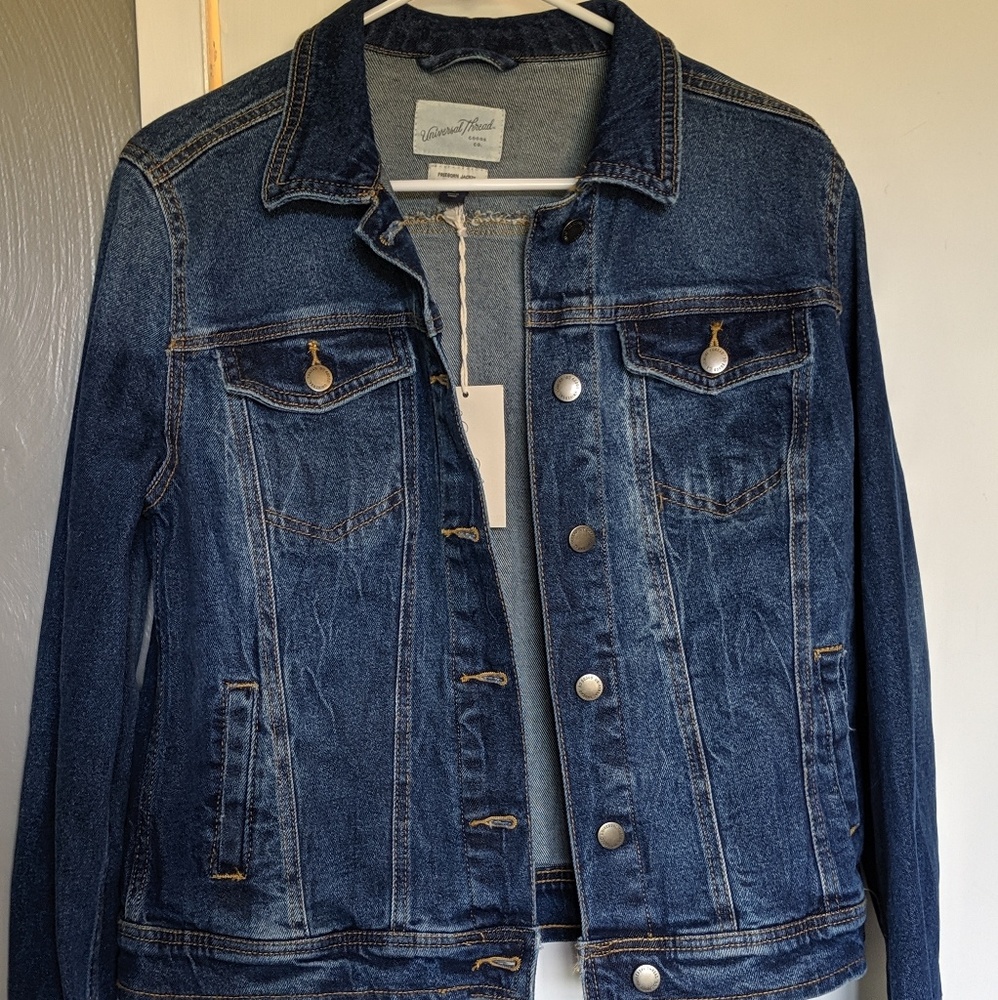 NWT Women's jean jacket